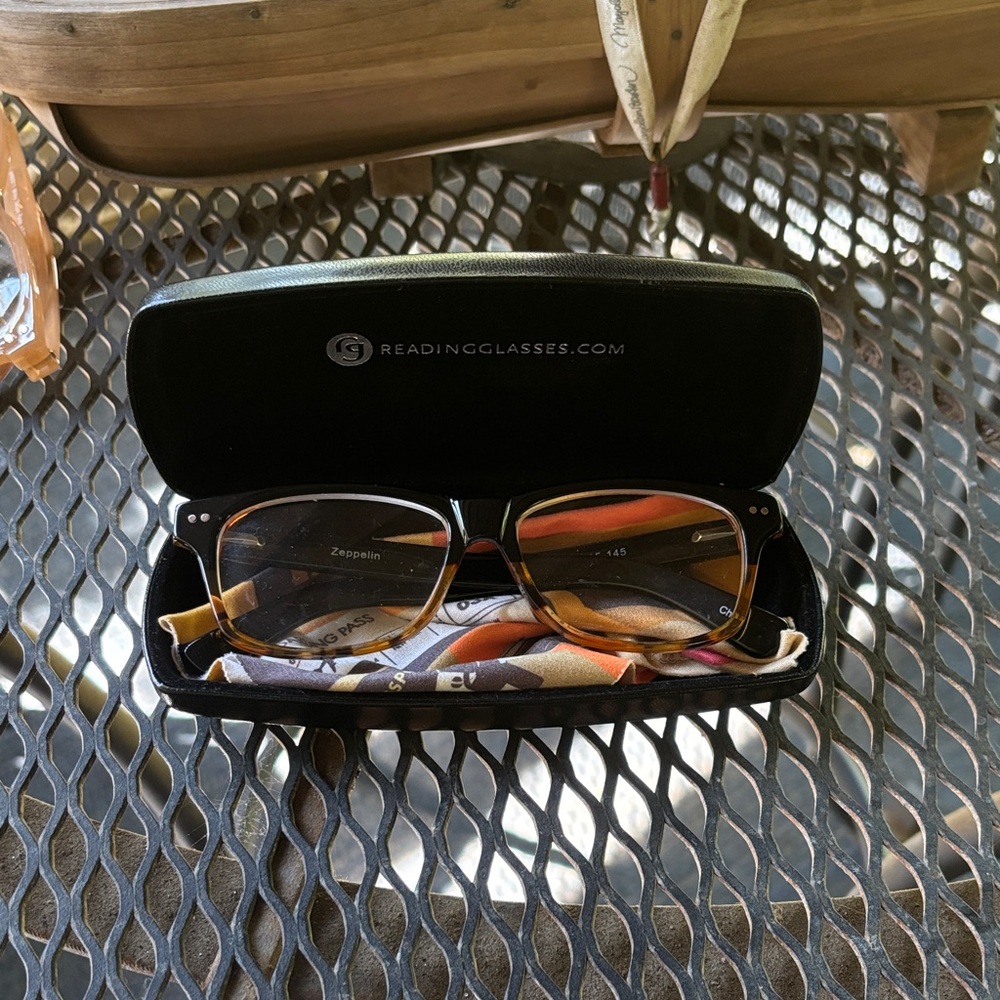 ReadingGlasses.com “Zeppelin” +2 Reading Glasses